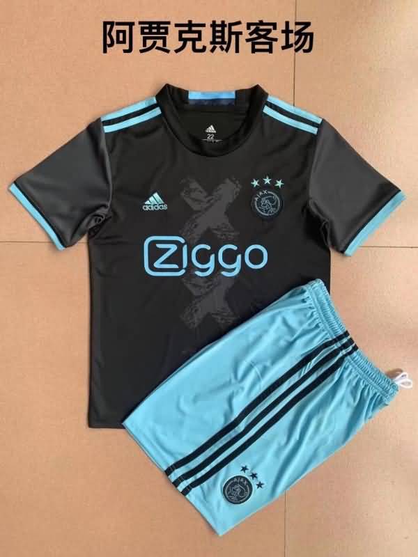 Ajax 2016/17 Kids Away Soccer Jersey And Shorts