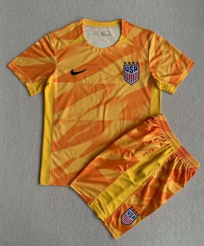USA 2023 Kids Goalkeeper Yellow Soccer Jersey And Shorts