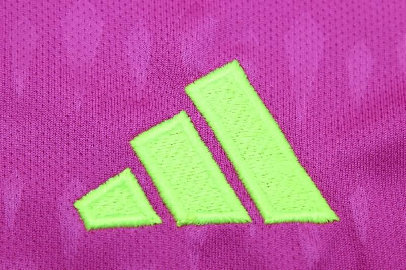 AAA(Thailand) Real Madrid 23/24 Goalkeeper Pink Soccer Jersey