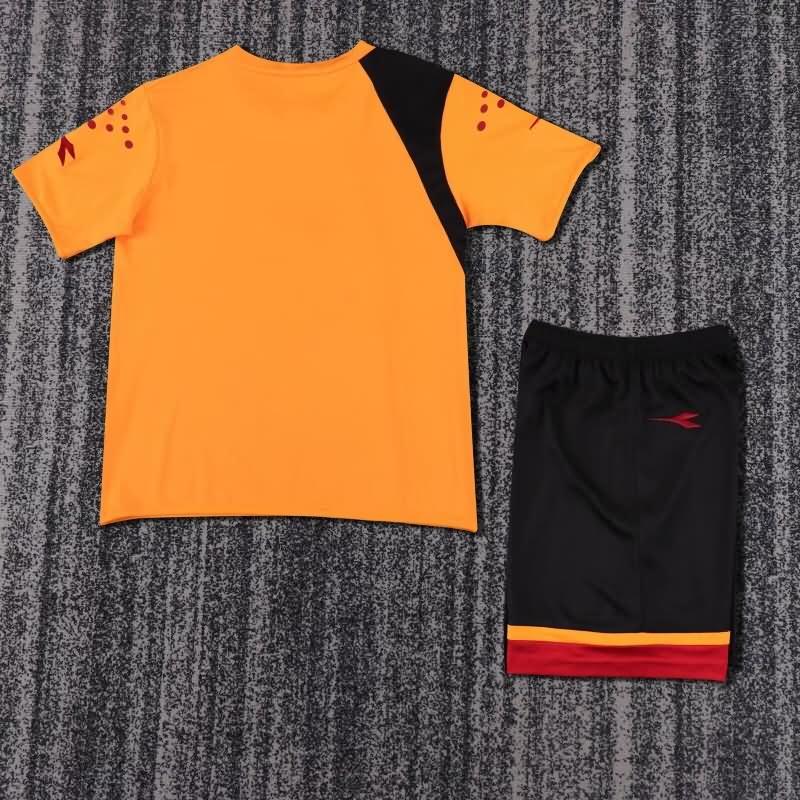 AS Roma 2005/06 Kids Home Soccer Jersey And Shorts
