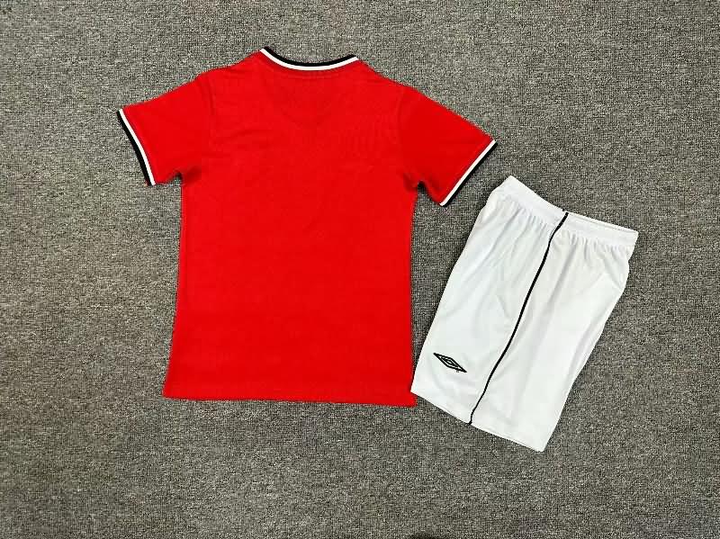 Manchester United 2000/02 Kids Home Soccer Jersey And Shorts