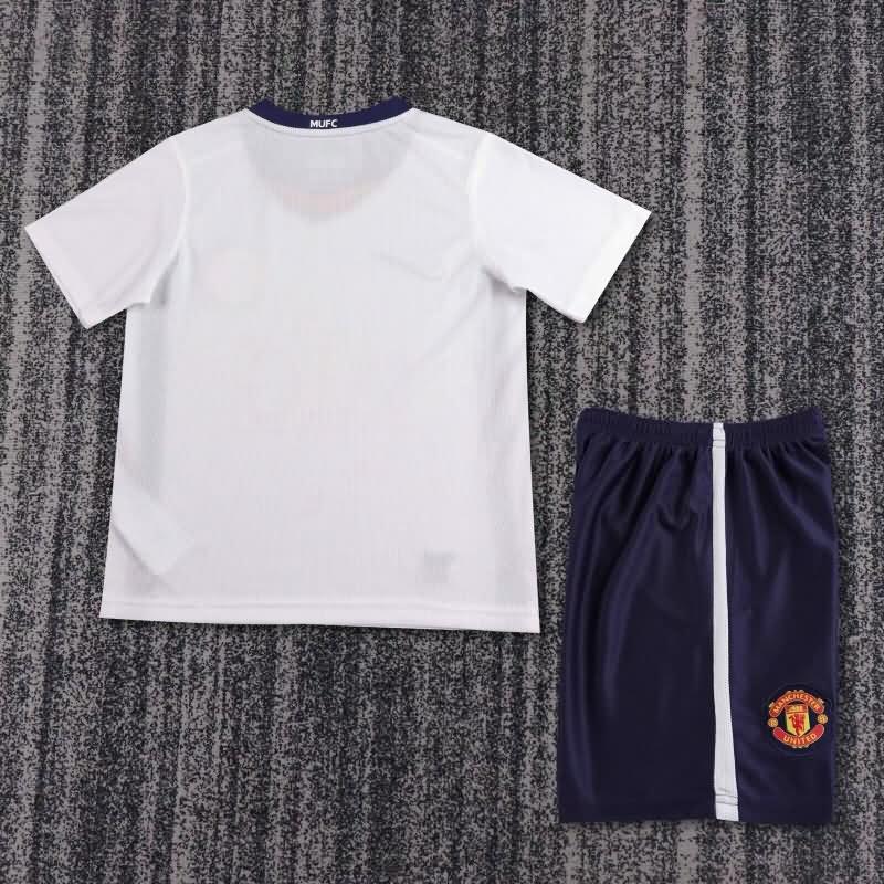 Manchester United 2008/09 Kids Away Soccer Jersey And Shorts