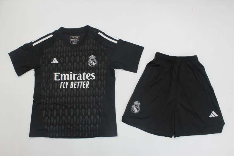 Real Madrid 23/24 Kids Goalkeeper Black Soccer Jersey And Shorts