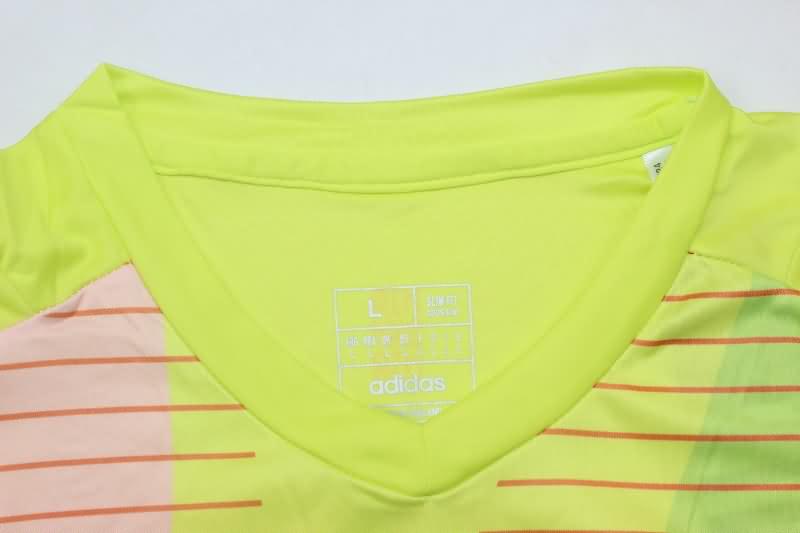 AAA(Thailand) Bayern Munich 24/25 Goalkeeper Green Soccer Jersey