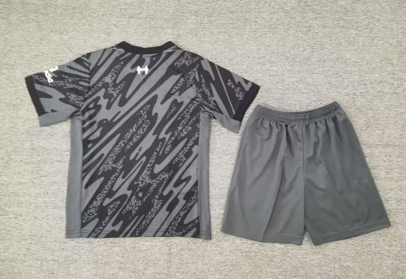 Liverpool 24/25 Kids Goalkeeper Grey Soccer Jersey And Shorts Leaked