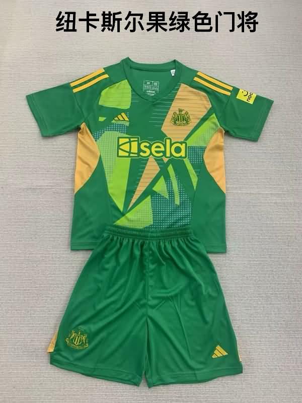 Newcastle United 24/25 Kids Goalkeeper Green Soccer Jersey And Shorts