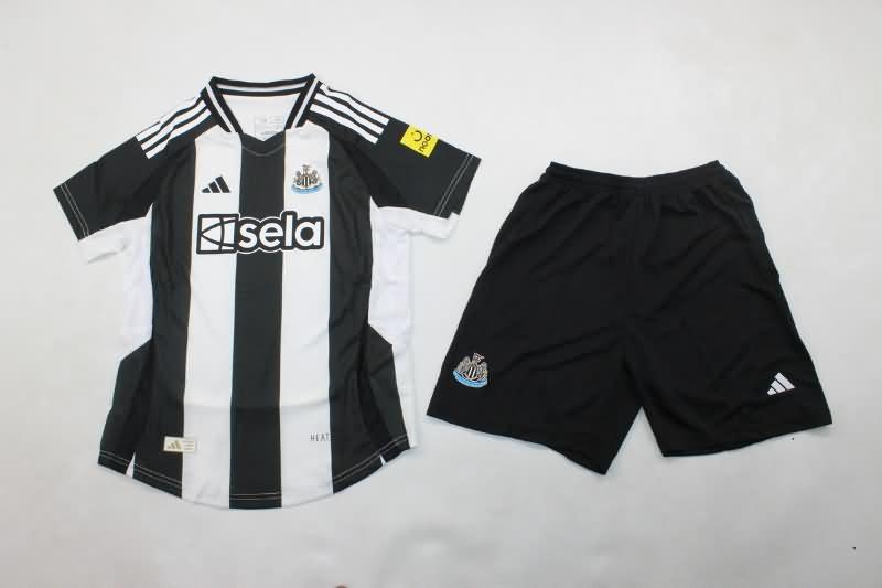 Newcastle United 24/25 Kids Home Soccer Jersey And Shorts (Player)