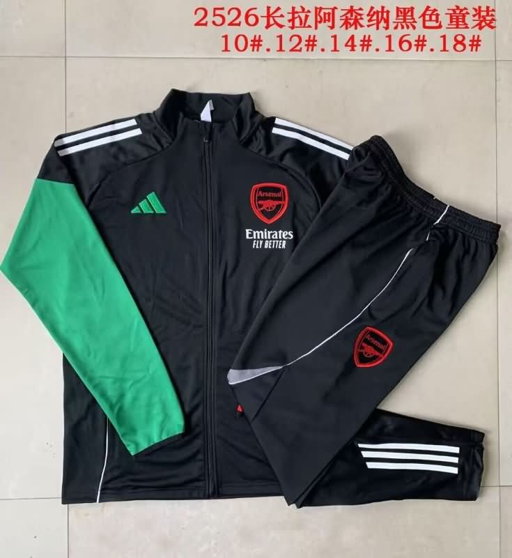 Arsenal 24/25 Kids Black Soccer Tracksuit 03