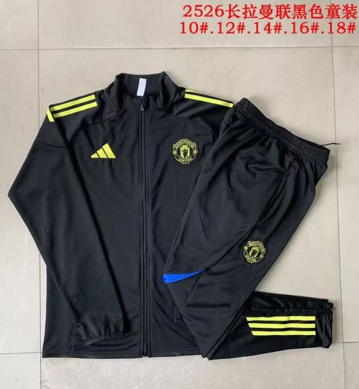 Manchester United 24/25 Kids Black Soccer Tracksuit 08