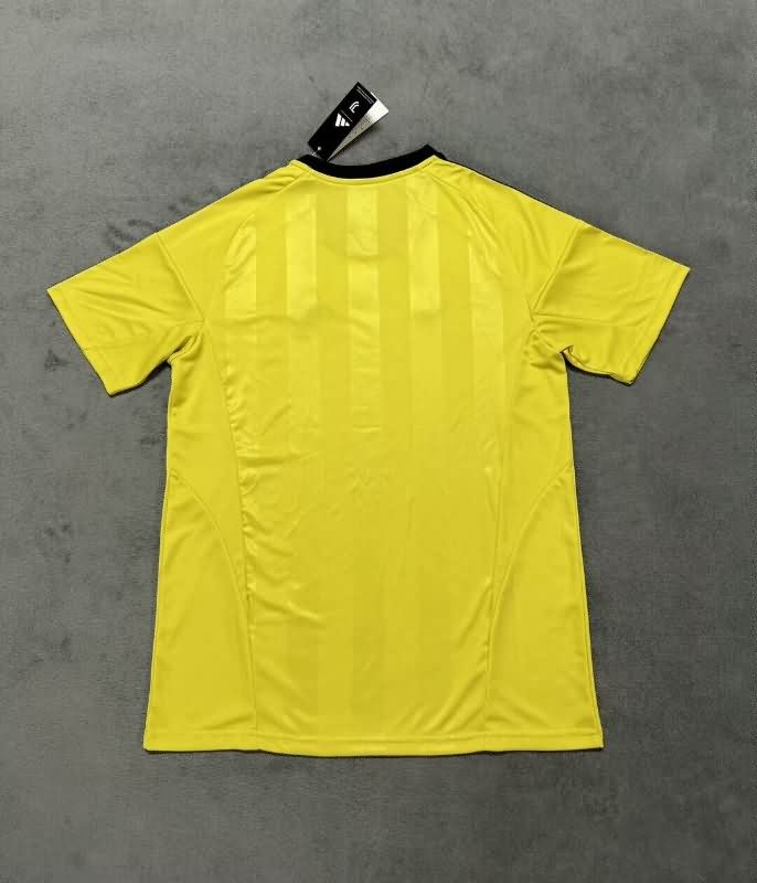 AAA(Thailand) Juventus 25/26 Goalkeeper Yellow Soccer Jersey