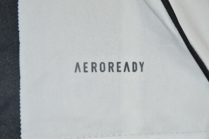 AAA(Thailand) Juventus 25/26 Home Long Sleeve Soccer Jersey