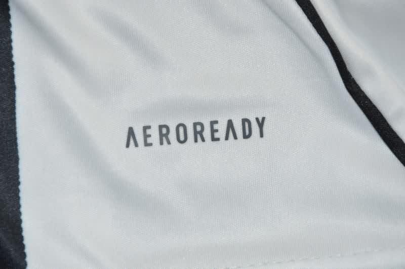 AAA(Thailand) Juventus 25/26 Home Long Sleeve Soccer Jersey