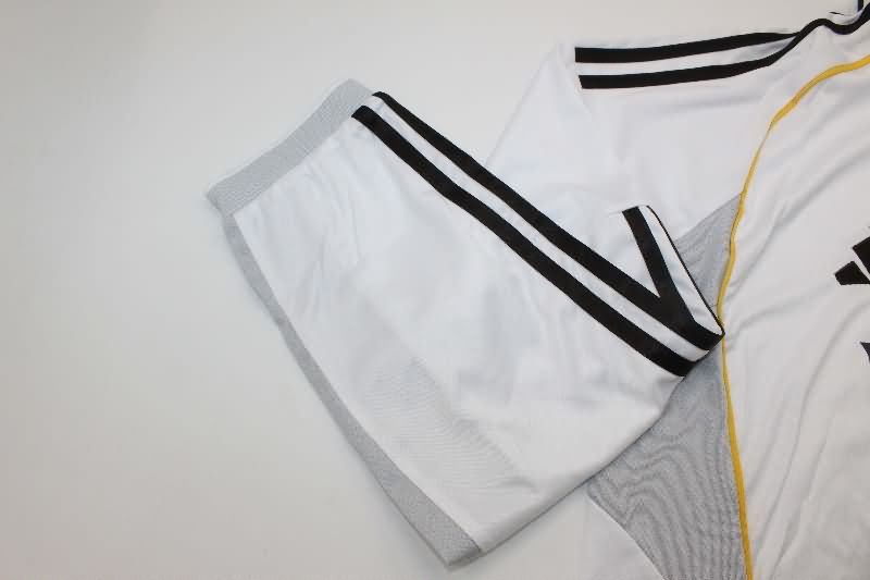 AAA(Thailand) Real Madrid 25/26 Home Long Sleeve Soccer Jersey