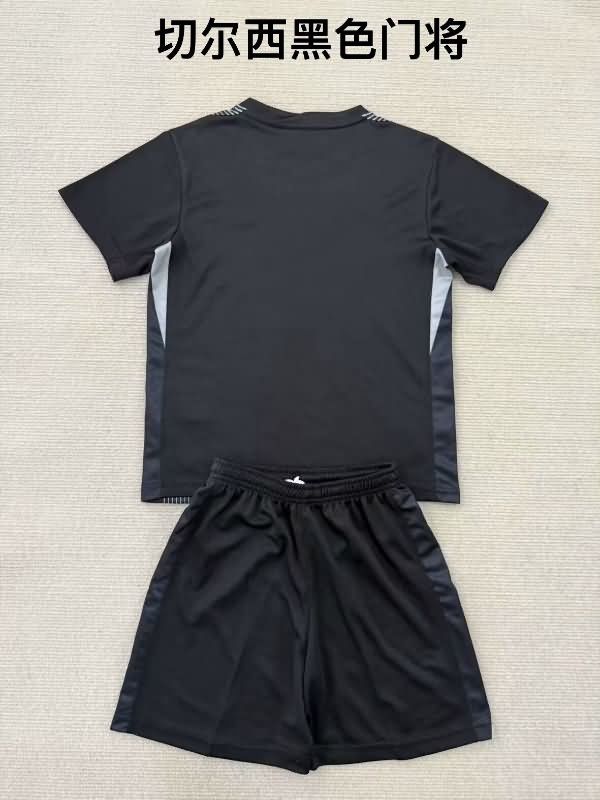 Chelsea 25/26 Kids Goalkeeper Black Soccer Jersey And Shorts