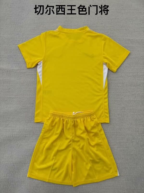 Chelsea 25/26 Kids Goalkeeper Yellow Soccer Jersey And Shorts