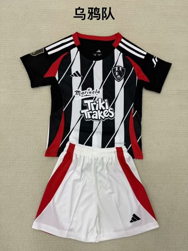 Club de Cuervos 25/26 Kids Home Soccer Jersey And Shorts
