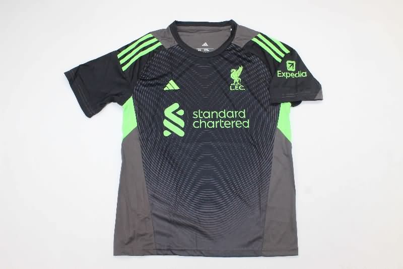 Liverpool 25/26 Kids Goalkeeper Black Soccer Jersey And Shorts