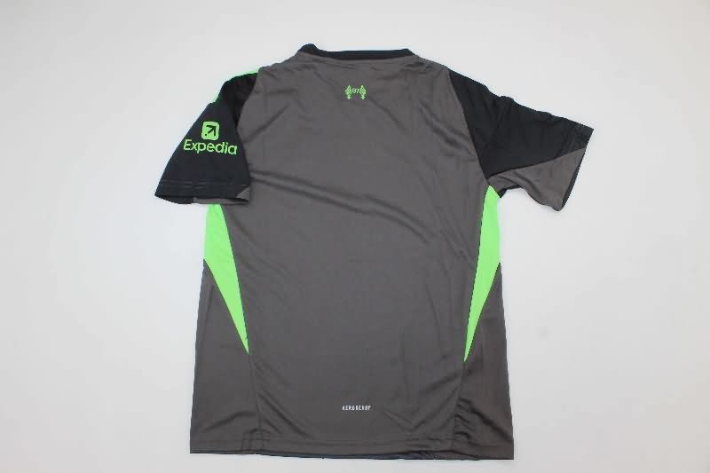 Liverpool 25/26 Kids Goalkeeper Black Soccer Jersey And Shorts