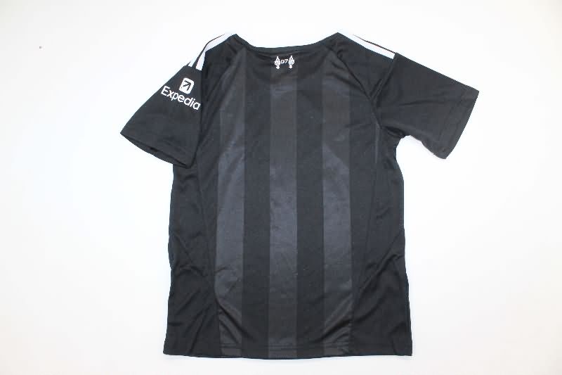 Liverpool 25/26 Kids Goalkeeper Black Soccer Jersey And Shorts 02