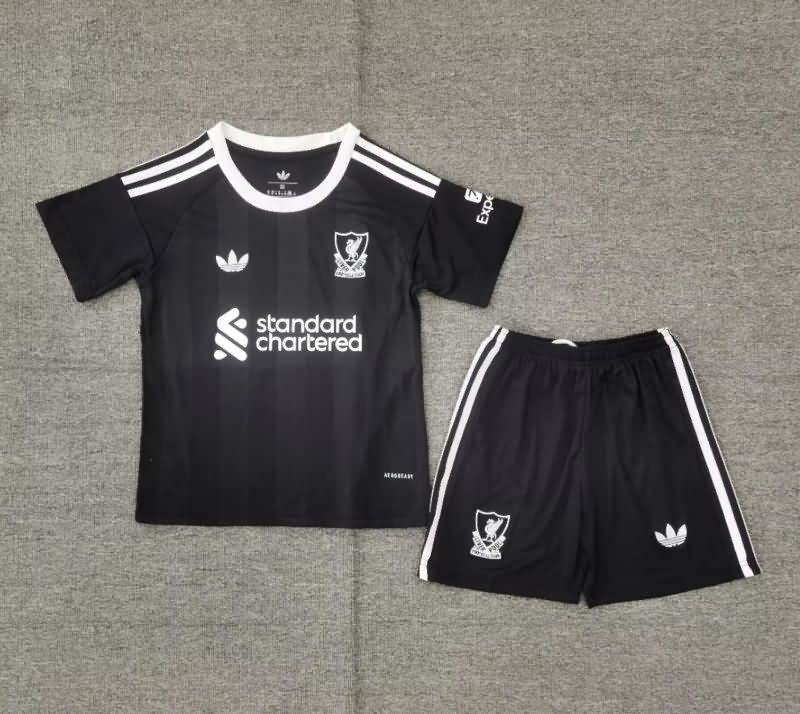 Liverpool 25/26 Kids Goalkeeper Black Soccer Jersey And Shorts 02 Leaked