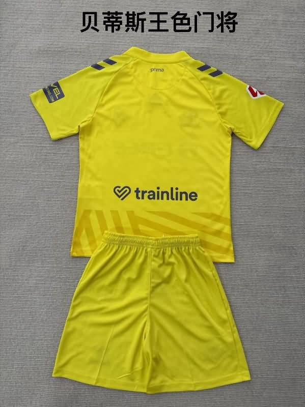 Real Betis 25/26 Kids Goalkeeper Yellow Soccer Jersey And Shorts