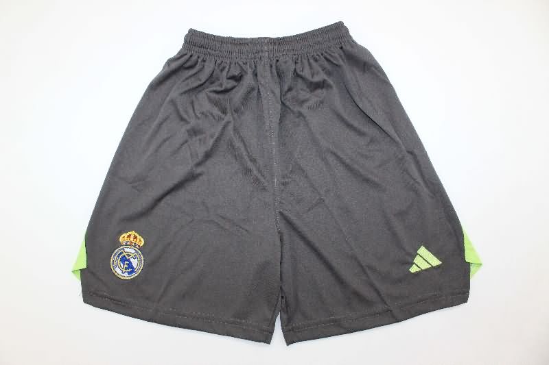 Real Madrid 25/26 Kids Goalkeeper Black Soccer Jersey And Shorts