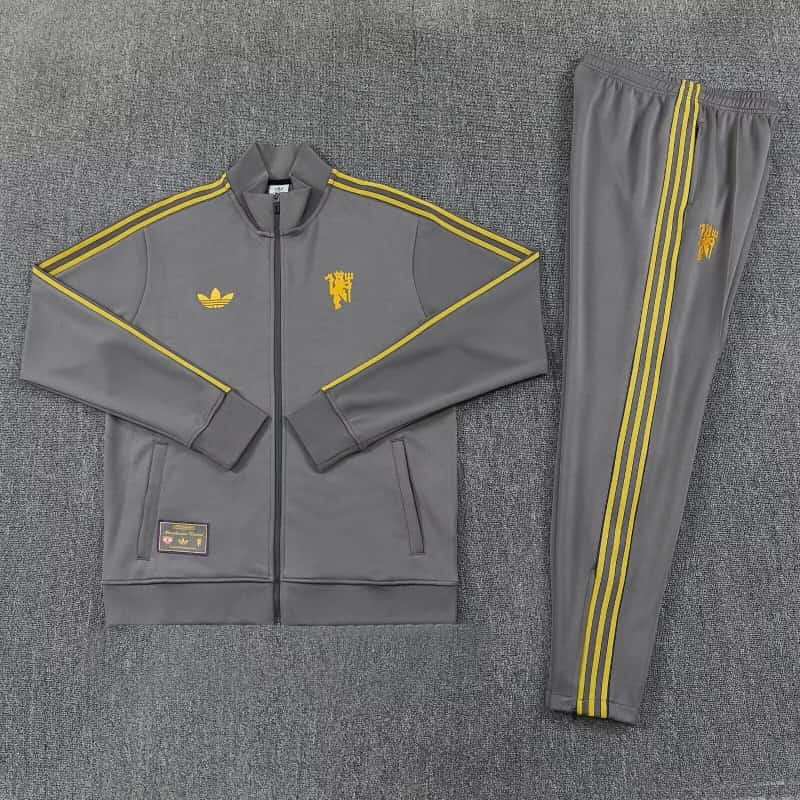 AAA(Thailand) Manchester United 25/26 Grey Soccer Tracksuit AAA(Thailand) Manchester United 25/26 Grey Soccer Tracksuit