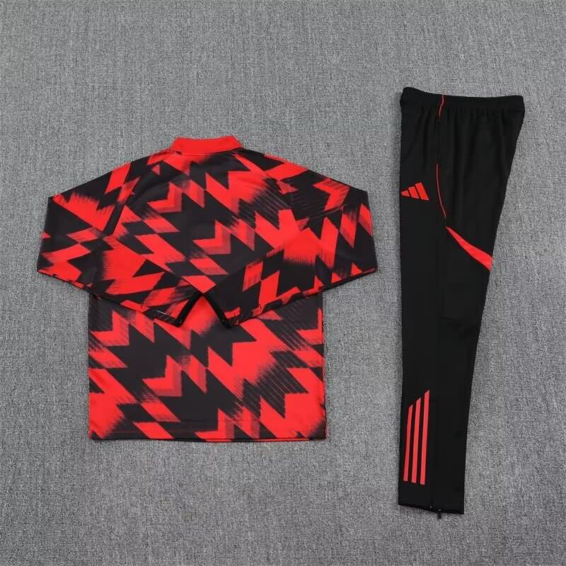 AAA(Thailand) Manchester United 25/26 Red Black Soccer Tracksuit