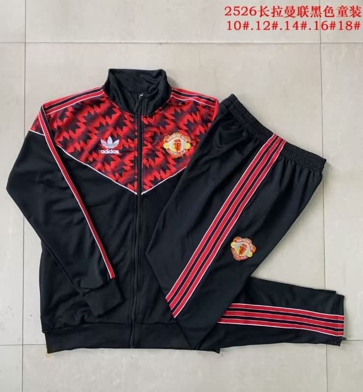 Manchester United 25/26 Kids Black Soccer Tracksuit