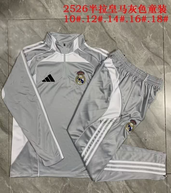 Real Madrid 25/26 Kids Grey Soccer Tracksuit 02 Real Madrid 25/26 Kids Grey Soccer Tracksuit 02