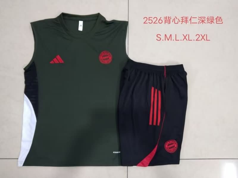 AAA(Thailand) Bayern Munich 25/26 Dark Green Soccer Training Sets 02
