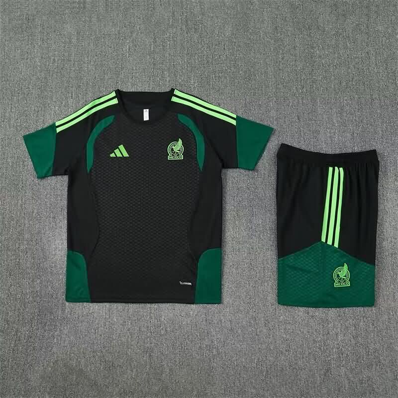 AAA(Thailand) Mexico 2026 Black Soccer Training Sets 02