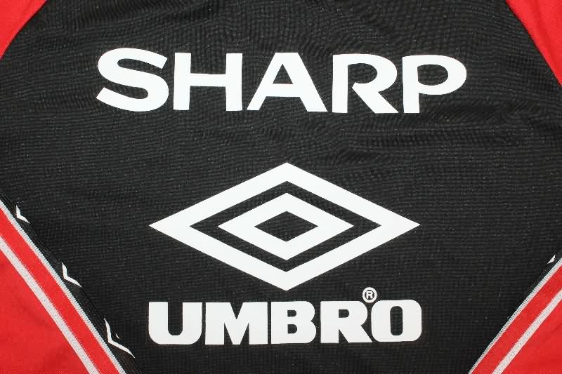 AAA(Thailand) Manchester United 1998/99 Black Soccer Sweater