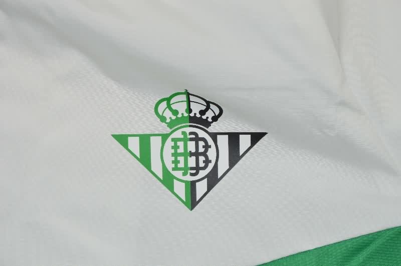 AAA(Thailand) Real Betis 25/26 White Black Soccer Windbreaker