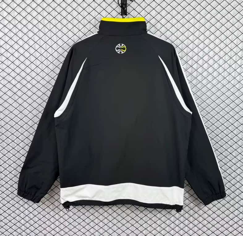 AAA(Thailand) Real Madrid 25/26 Black Soccer Windbreaker 06