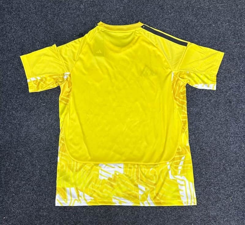 AAA(Thailand) Colo Colo 2026 Goalkeeper Yellow Soccer Jersey