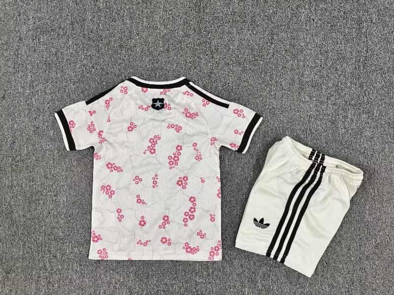 Chile 2026 Kids Away Soccer Jersey And Shorts