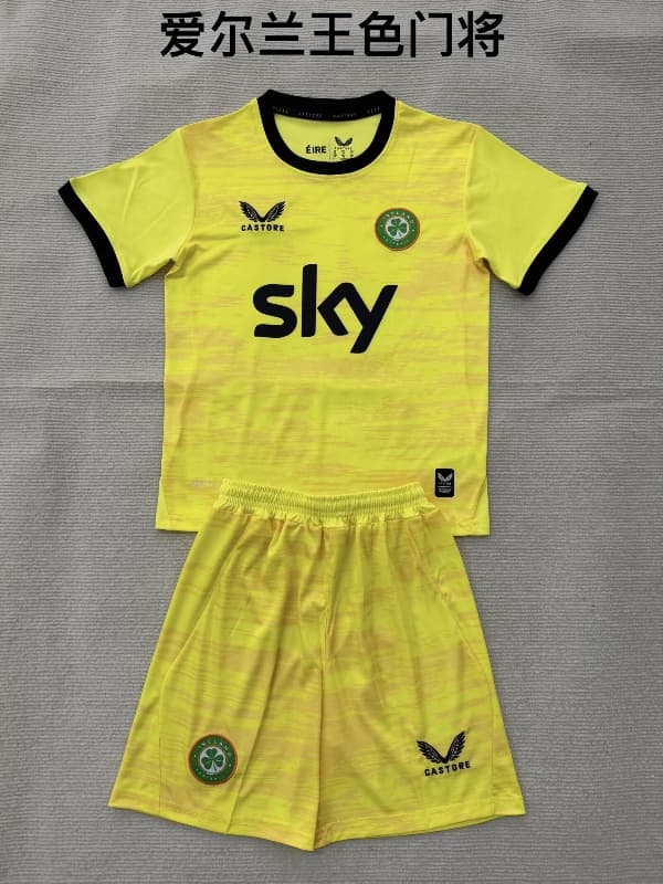 Ireland 2026 Kids Goalkeeper Yellow Soccer Jersey And Shorts