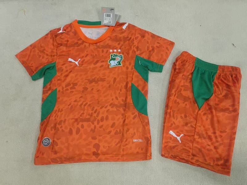 Ivory 2026 Kids Home Soccer Jersey And Shorts Ivory 2026 Kids Home Soccer Jersey And Shorts
