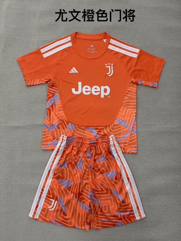 Juventus 26/27 Kids Goalkeeper Orange Soccer Jersey And Shorts