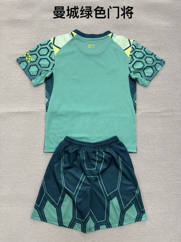 Manchester City 26/27 Kids Goalkeeper Green Soccer Jersey And Shorts