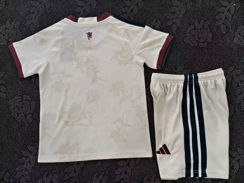 Manchester United 26/27 Kids Third Soccer Jersey And Shorts (Leaked)