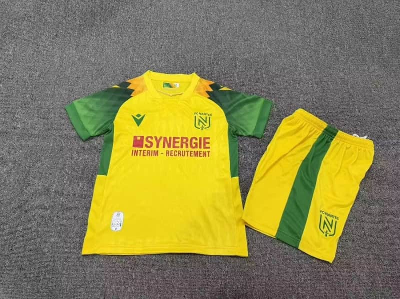 Nantes FC 26/27 Kids Home Soccer Jersey And Shorts Nantes FC 26/27 Kids Home Soccer Jersey And Shorts