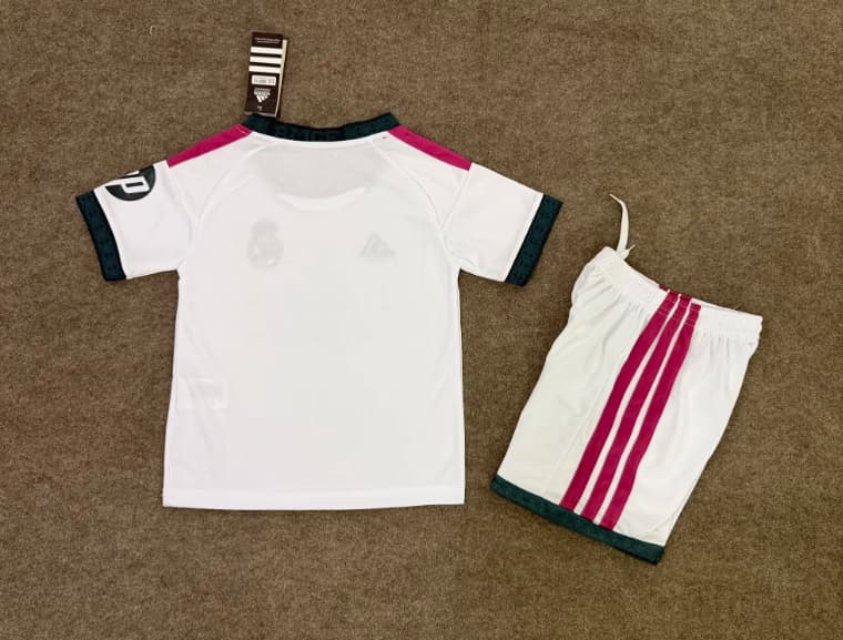 Real Madrid 26/27 Kids Home Soccer Jersey And Shorts (Leaked)