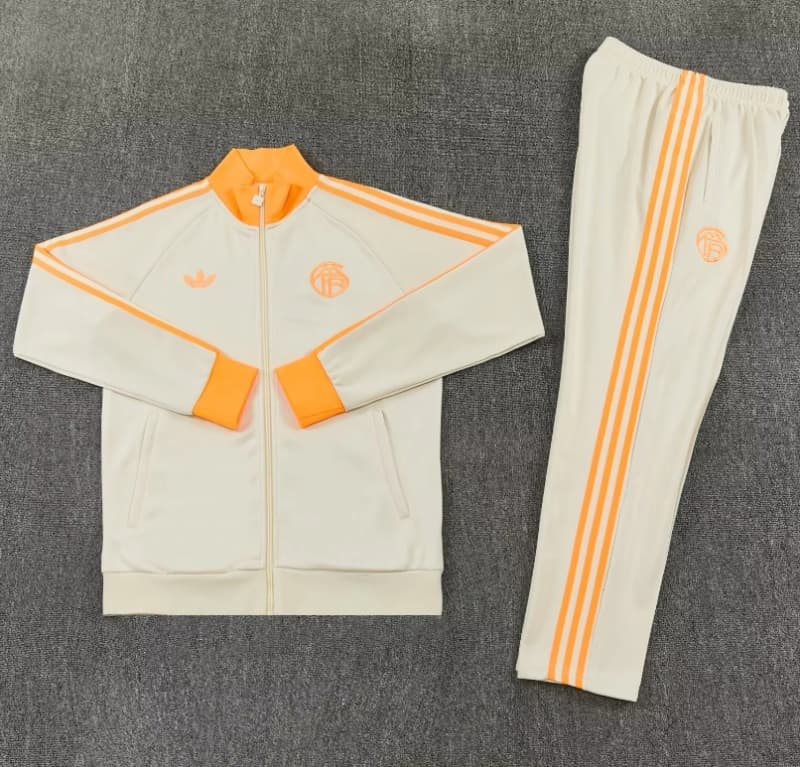 AAA(Thailand) Bayern Munich 26/27 Cream Soccer Tracksuit