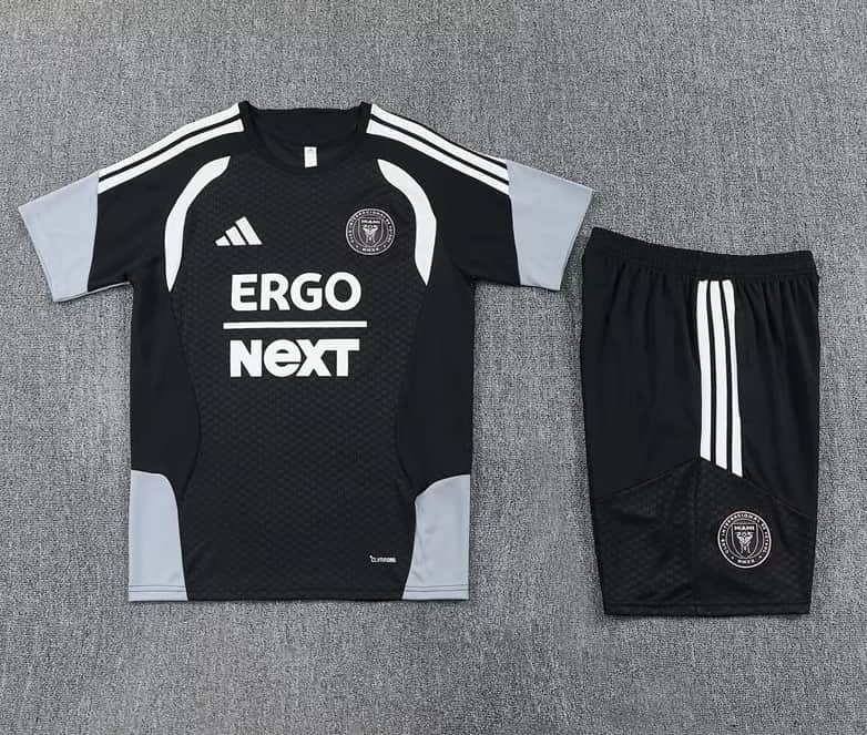 AAA(Thailand) Inter Miami 2026 Black Soccer Training Sets AAA(Thailand) Inter Miami 2026 Black Soccer Training Sets