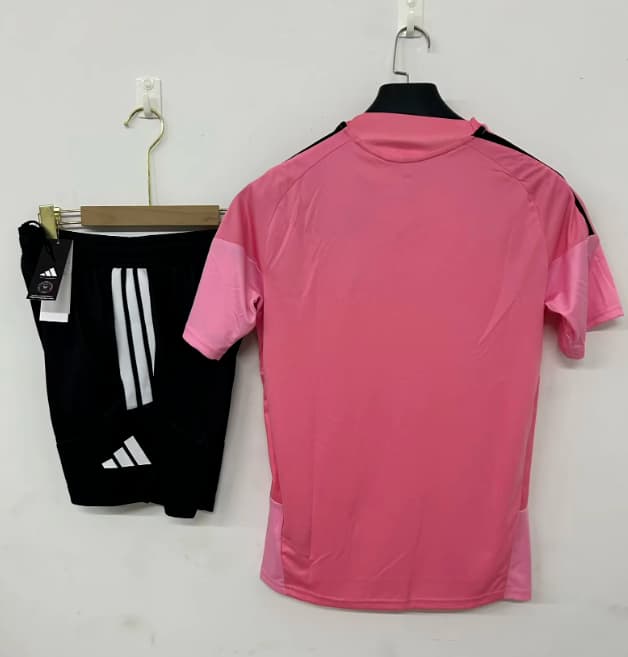 AAA(Thailand) Inter Miami 2026 Pink Soccer Training Sets