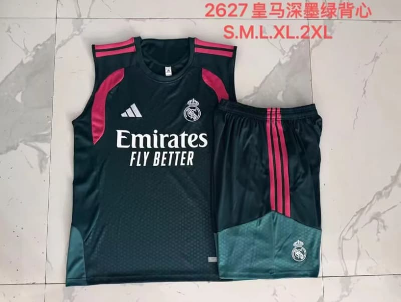 AAA(Thailand) Real Madrid 26/27 Green Soccer Training Sets 03