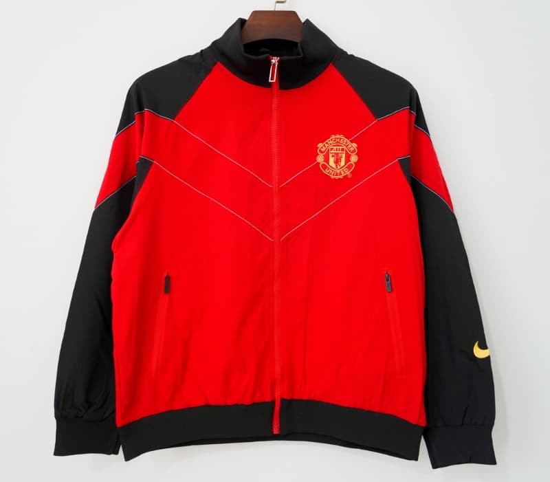 AAA(Thailand) Manchester United 2006/07 Red Soccer Windbreaker