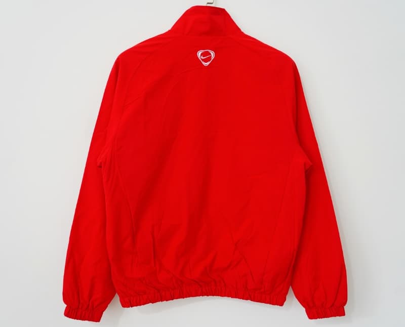 AAA(Thailand) Manchester United 2010/11 Red Soccer Windbreaker